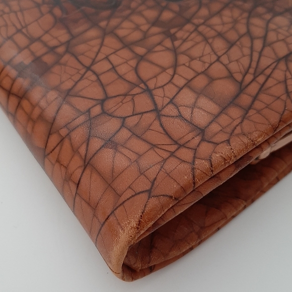 Vintage Leather Clutch Mosiac Pattern with Embossed Design Comb, Change Purse - Picture 9 of 9